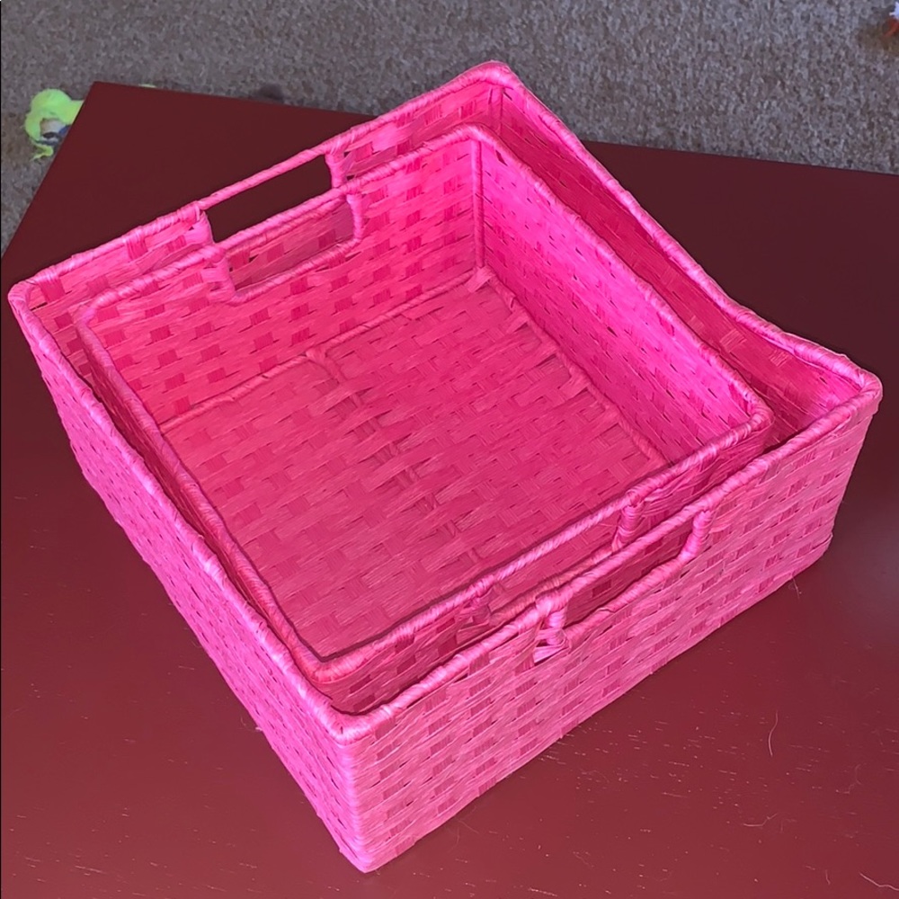 Square weaved baskets